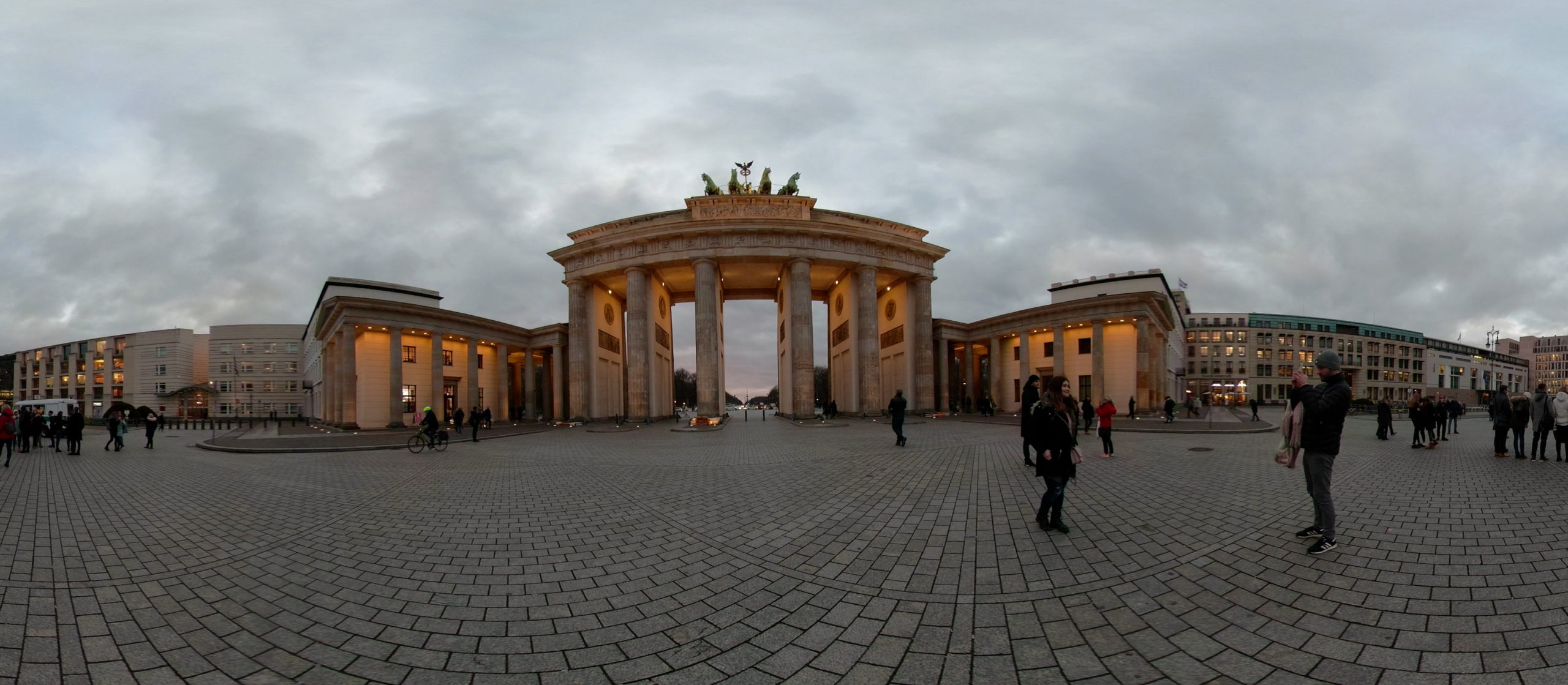 Berlin City Lights RemmyVR Urheber D Laudowicz